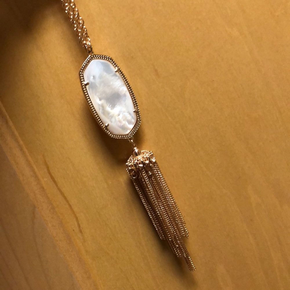 Kendra Scott Necklace